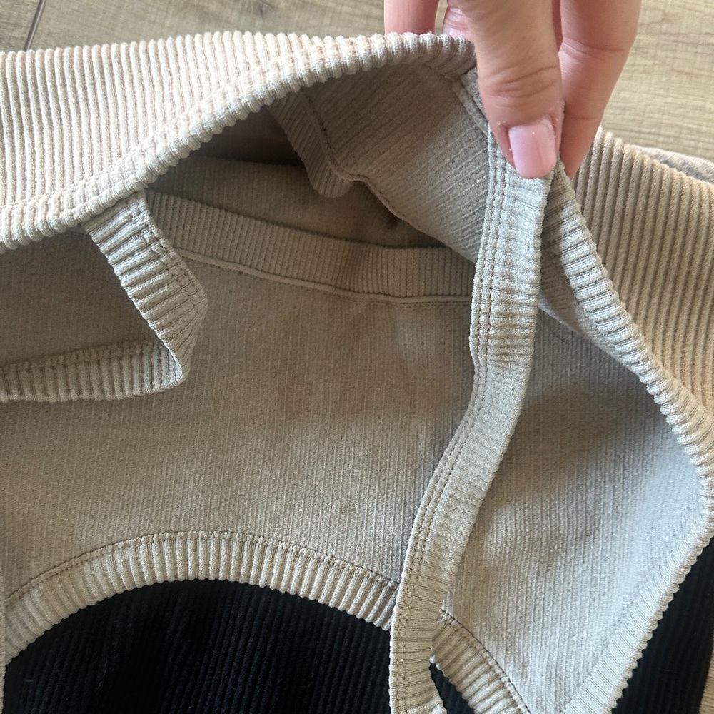 Women's Ribbed crop/semi crop Tank Tops  - Black, Blue, Brown, Cream - Picture 4 of 6